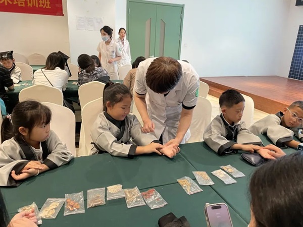 直樂醫院中醫研學行 直樂醫院中醫研學行